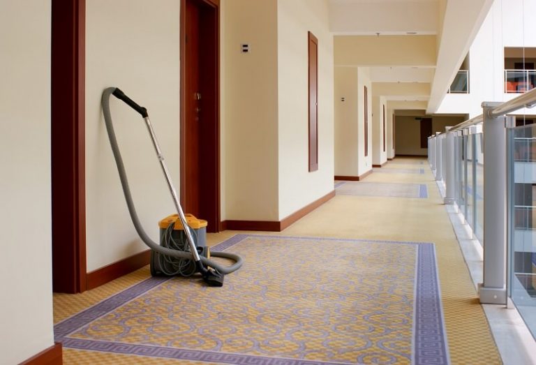 5 Reasons Why Communication is the Key to Maximizing Your Cleaning Services